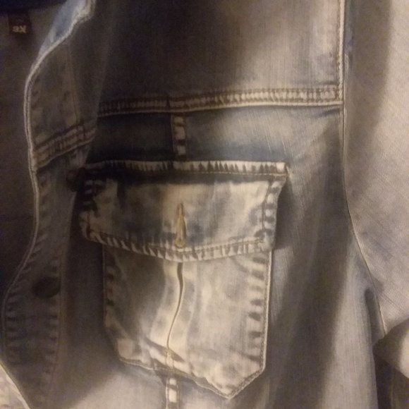 Faded blue jean jacket by KUT from the cloth , plus size - Picture 2 of 6